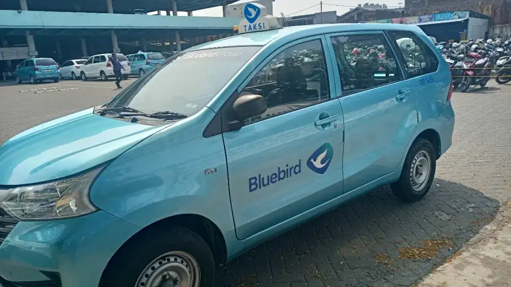 Lowongan driver Taksi Bluebird