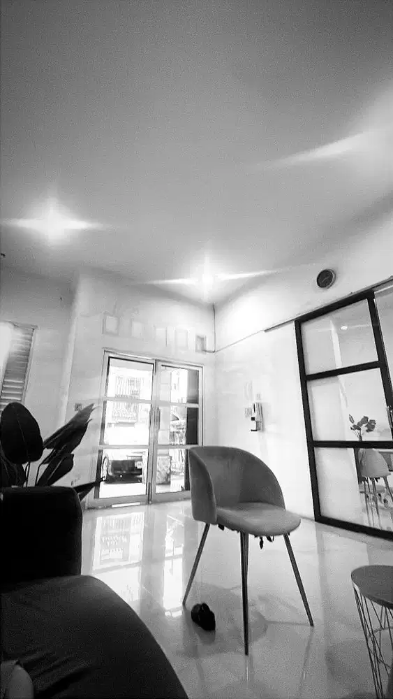 Dibutuhkan perawat/bidan di klinik ghaniya