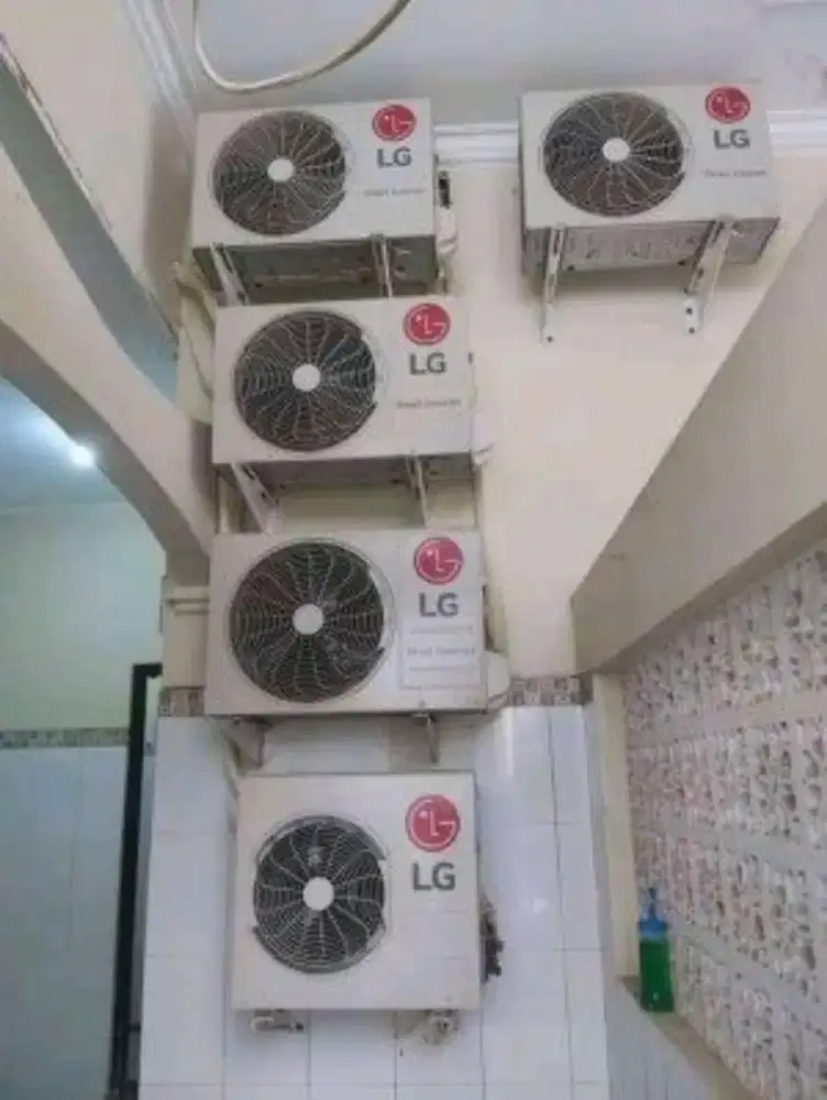 Service ac cuci ac bongkar pasang ac, tambah freon ac service kulkas