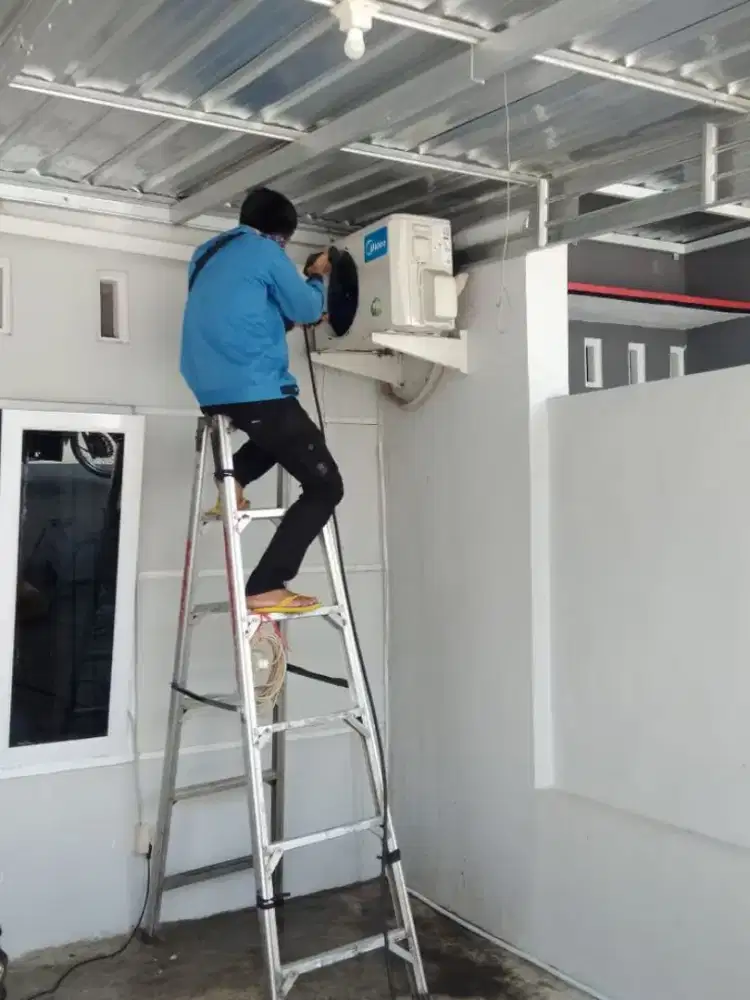 SERVICE AC BONGKAR PASANG AC, CUCI AC