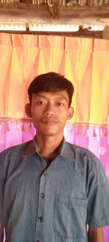 Cari kerjaan apa saja yg penting halal