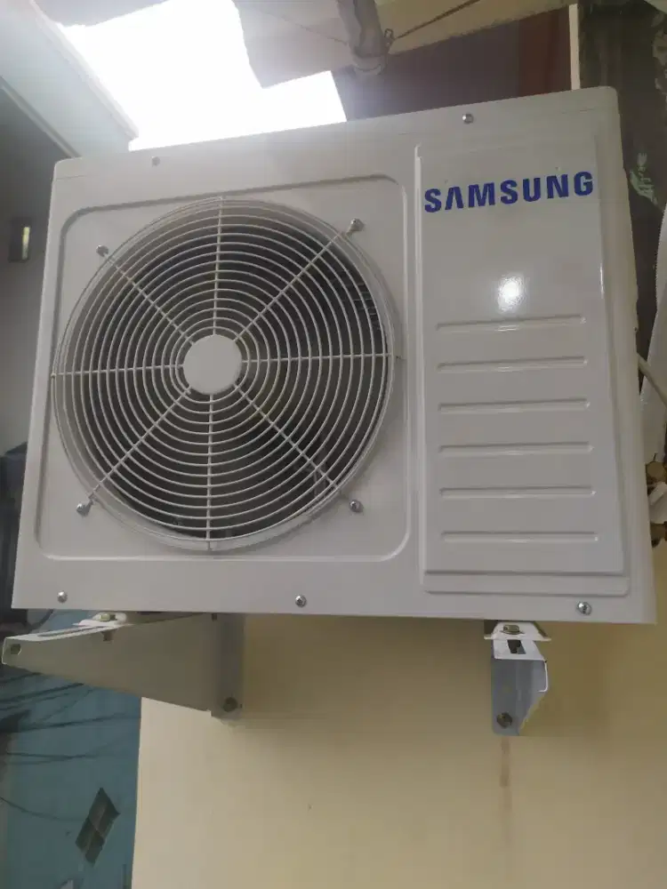 SERVICE AC PANGGILAN TERDEKAT