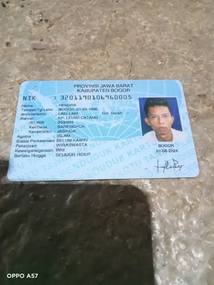 Nyari loker apah ajah