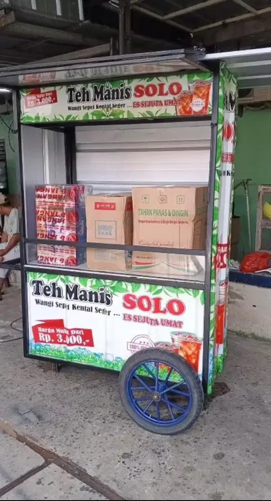 di cari tenaga kerja es teh solo