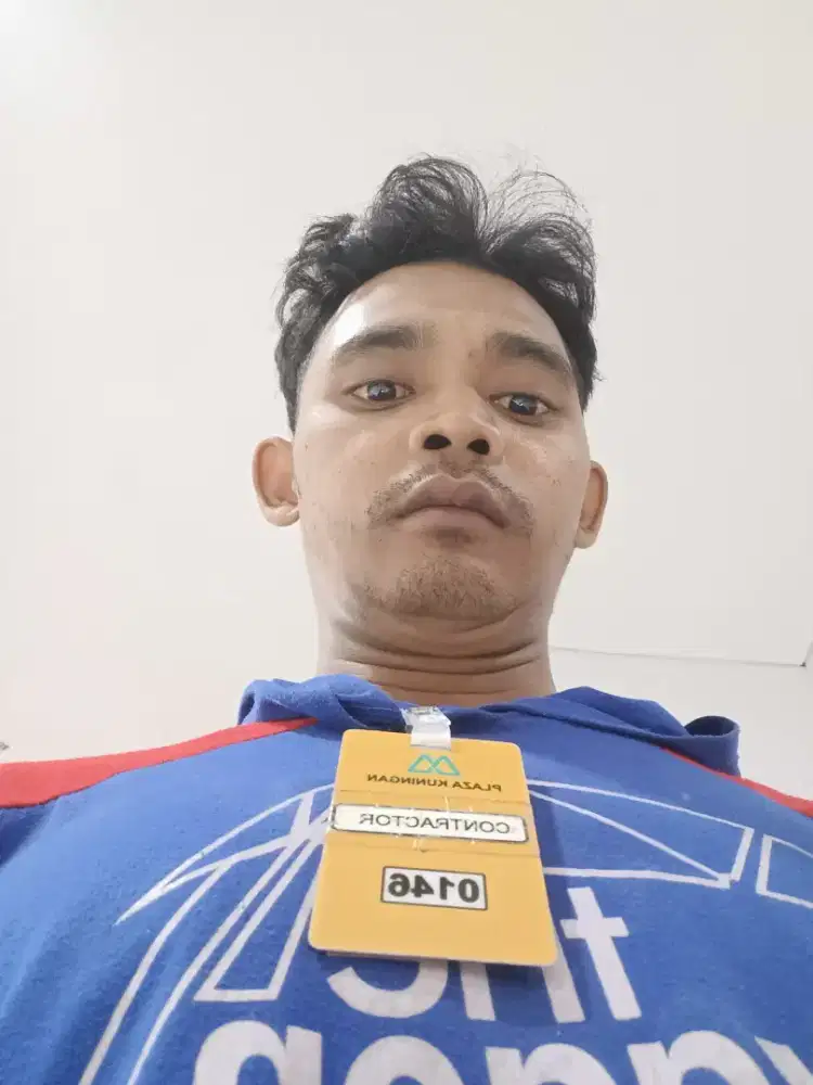 Cari pekerjaan apa ajah,pengalaman lumayan banyak