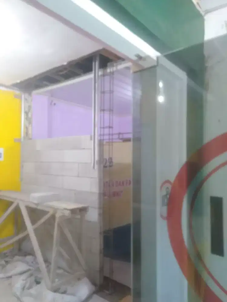 Pemasangan dan renovasi bangunan dan konstruksi