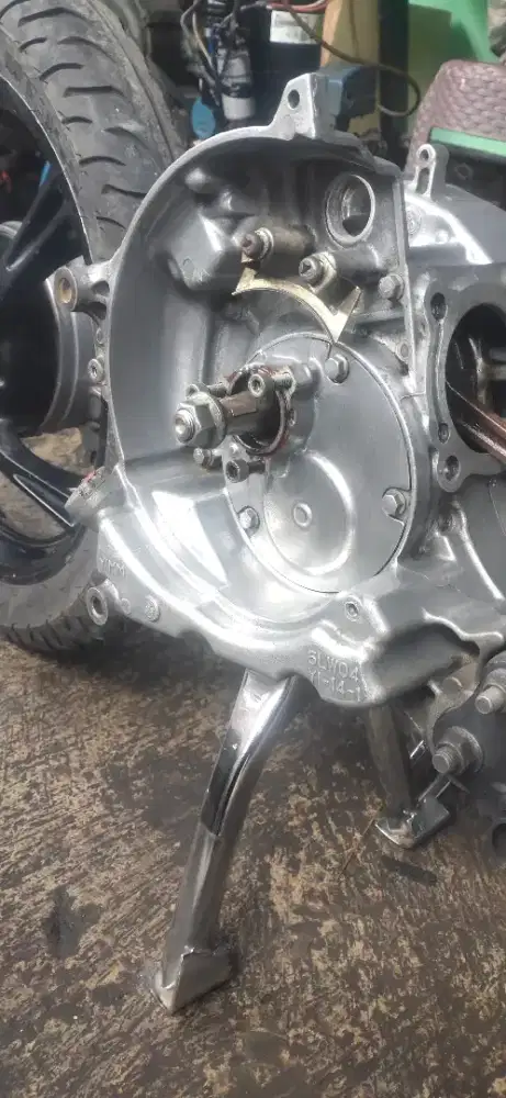 Jasa servis motor panggilan