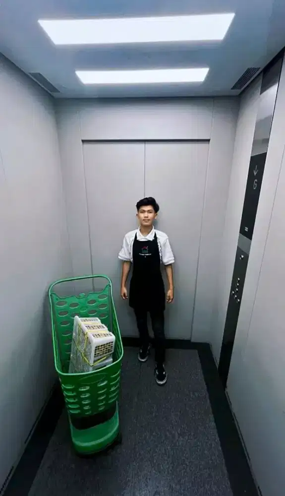 sedang mencari kerja!!? siap bekerja keras & mau belajar hal baru