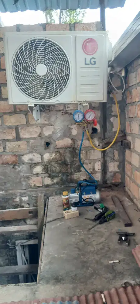 Jasa service AC rumah & kantor