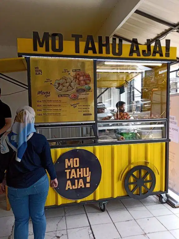 DICARI KARYAWAN JAGA BOOTH TAHU GORENG BSD