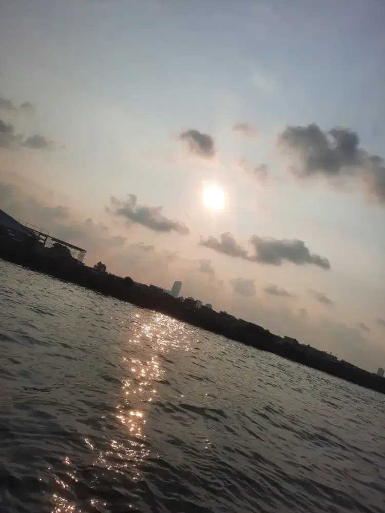 Jasa Buat nemenin keliling wisata di bali