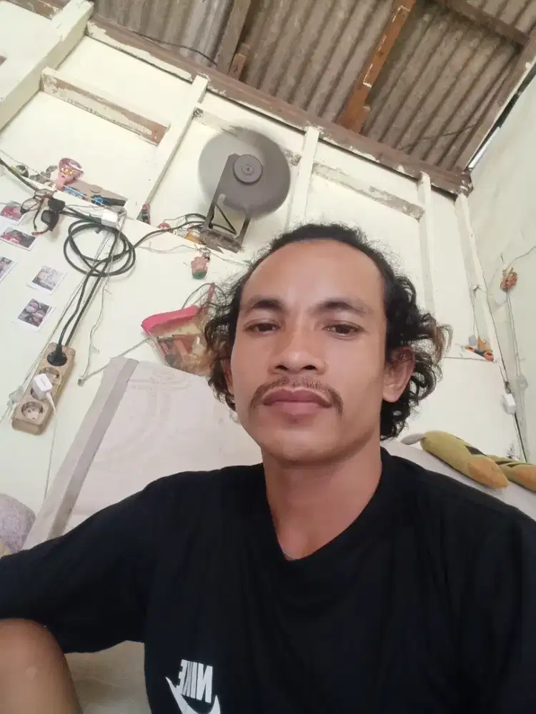 Ya allah susah banget skrg cari pekerjaan yang halal dan amanah