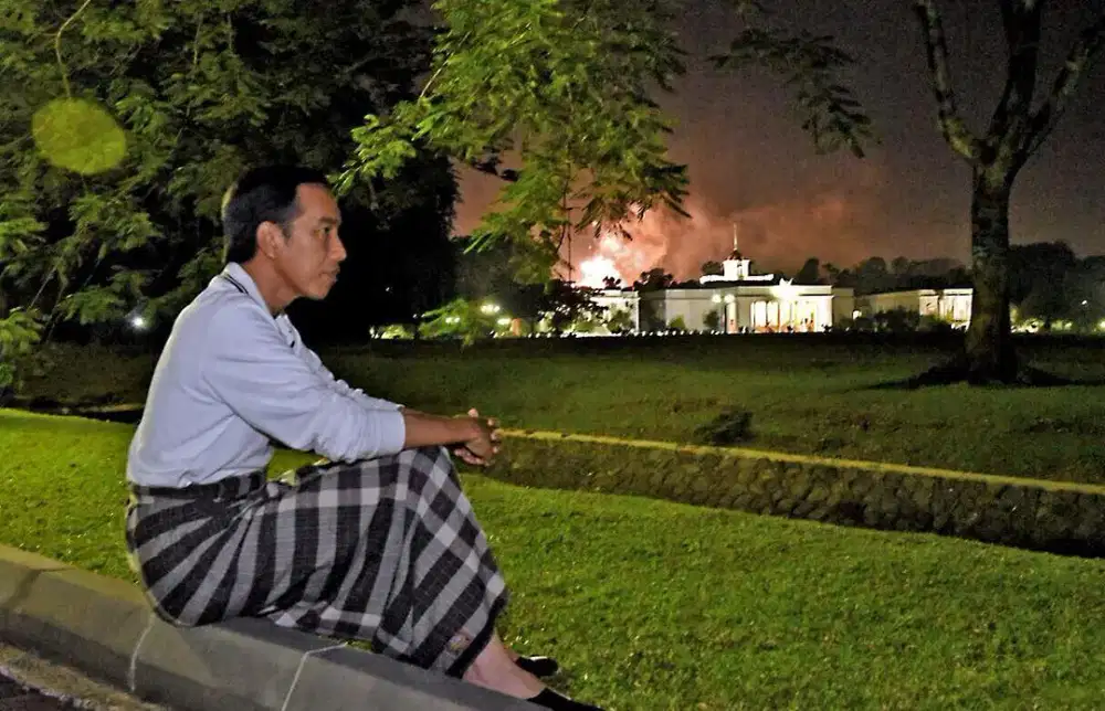 mencari pekerjaan yang bayaran nya harian.