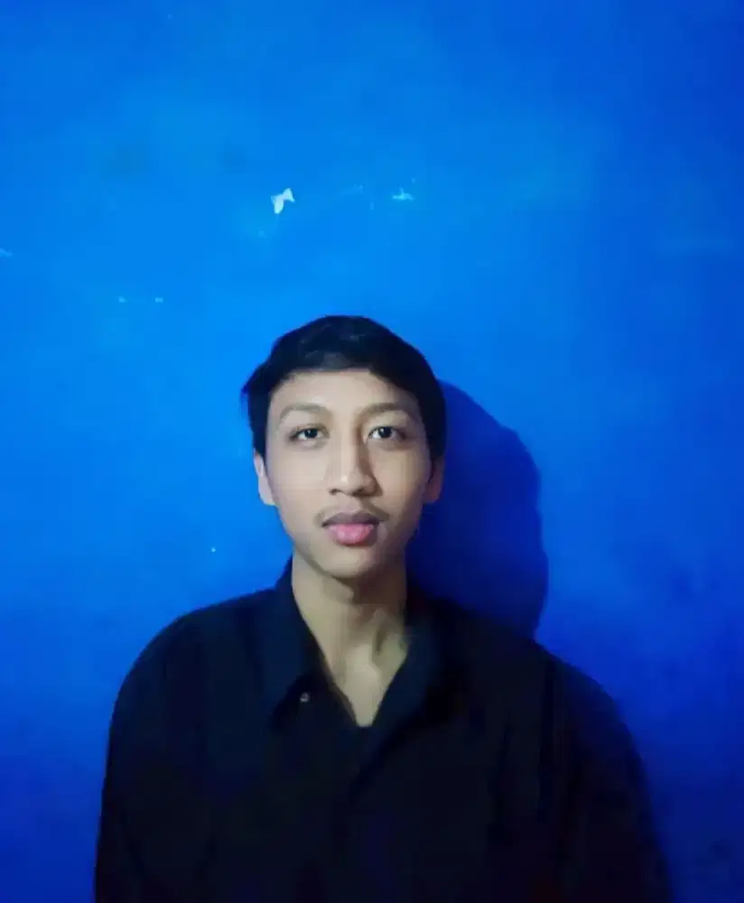 Hanya bersantai, tidak ada pekerjaan .