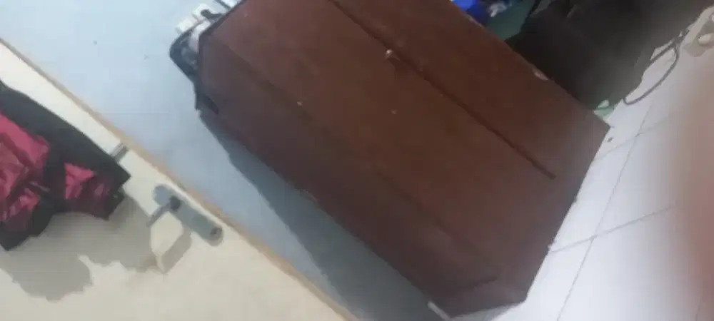 Di Cari Pembantu Rumah Tangga