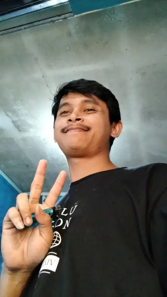 Mencari pekerjaan apa saja seusai lokasi