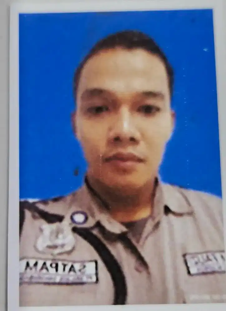 Cari pekerjaan security atau kurir