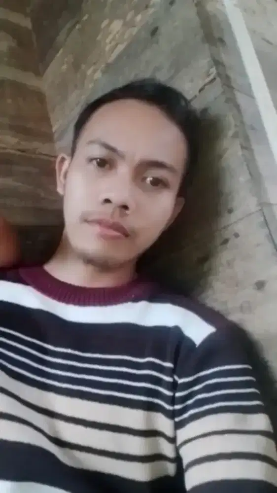 Cari pekerjaan untuk laki2