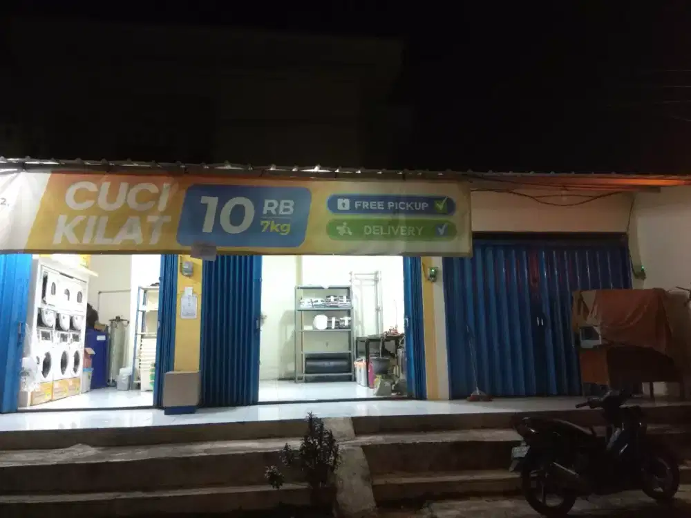 LOKER STAFF LAUNDRY