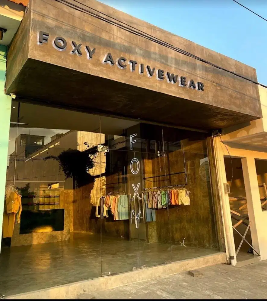 Karyawan toko FOXY ACTIVEWEAR CANGGU