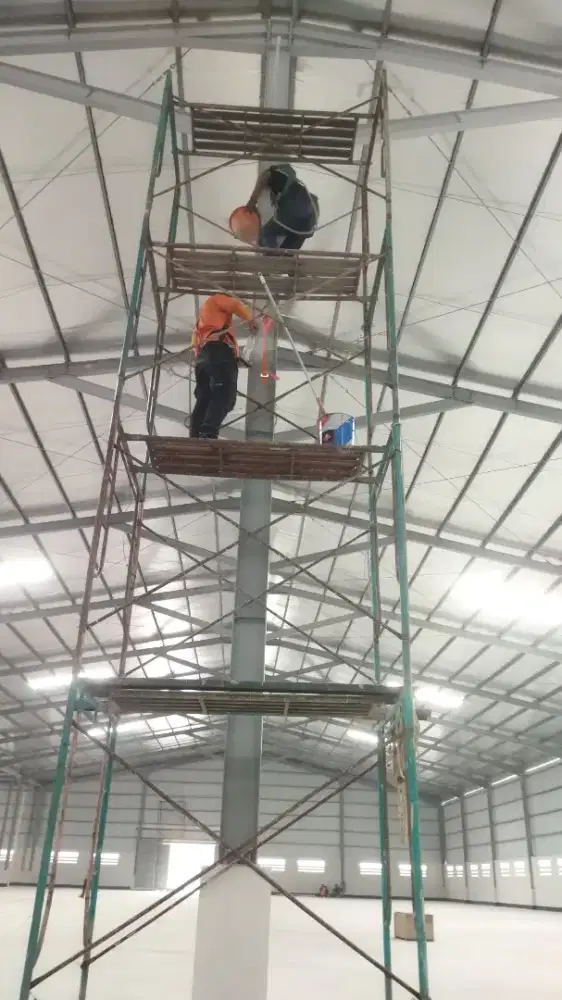 Mencari pekerjan sebagai tukang las
