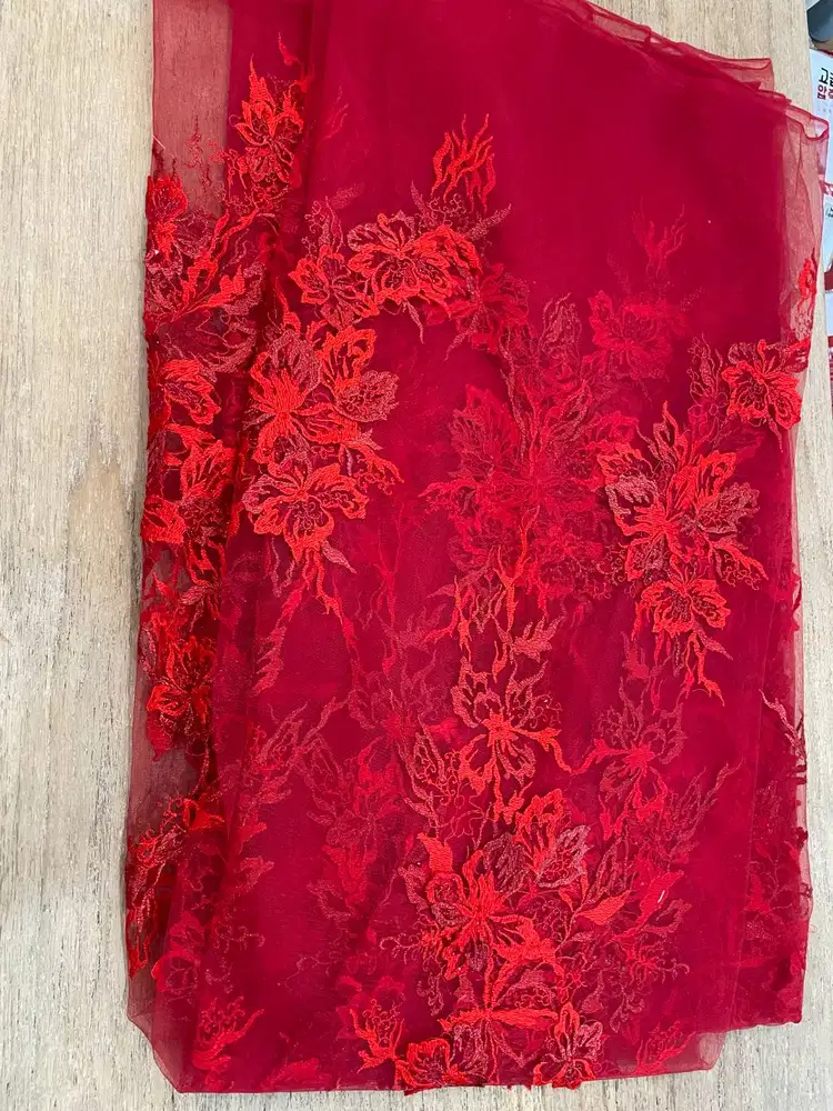 Dicari penjaga toko untuk butik dan foto studio
