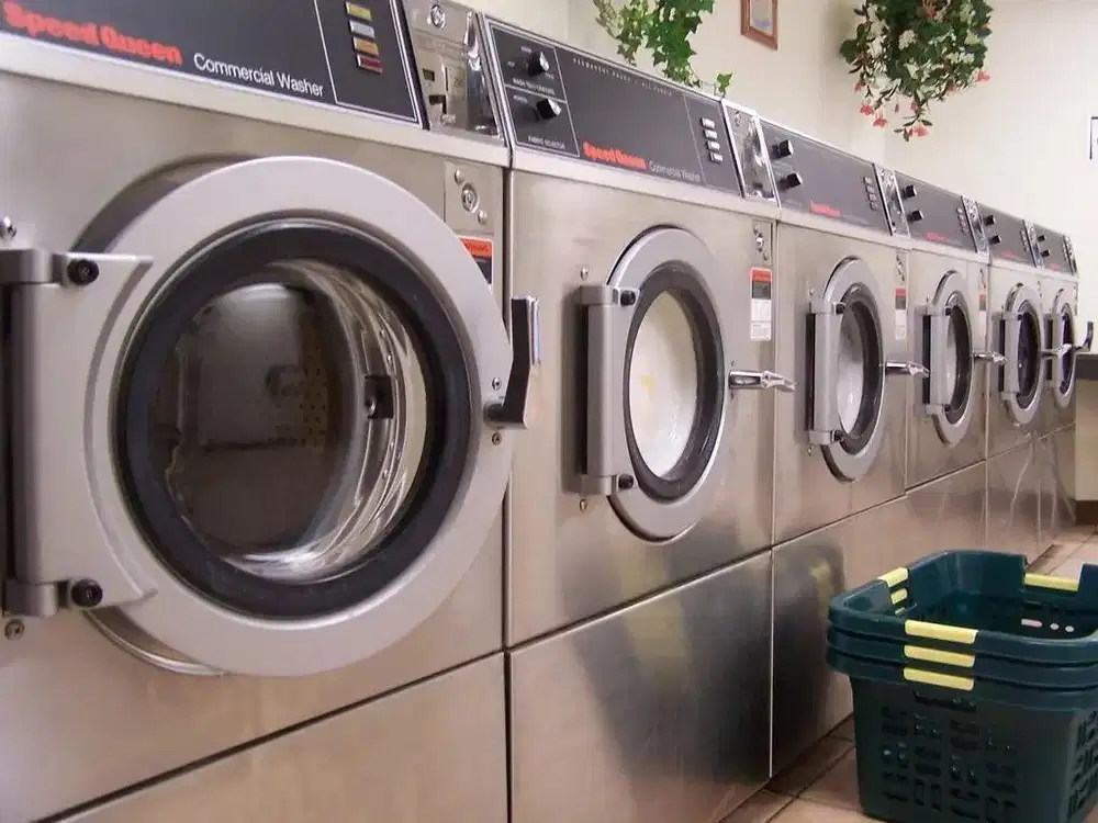 Dicari Karyawan Usaha Laundry lokasi Jatibening