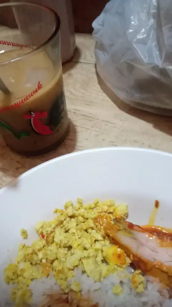 Mencari pekerjaan di resto atau tempat makan