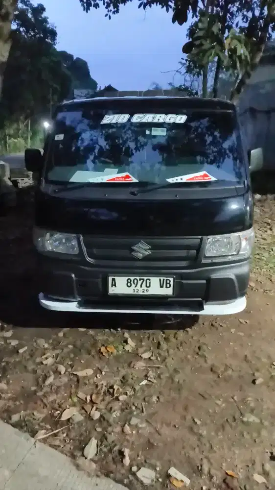 Di cari driver untuk kendaraan pickup online dan punya akun