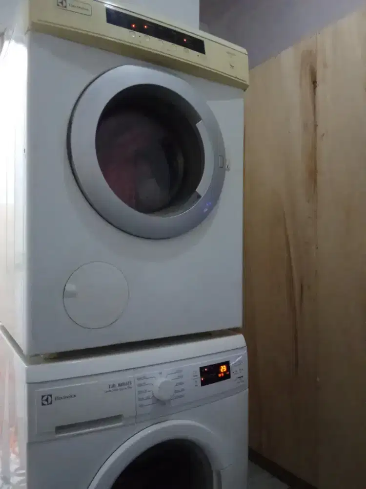 di cari karyawan laundry kiloan