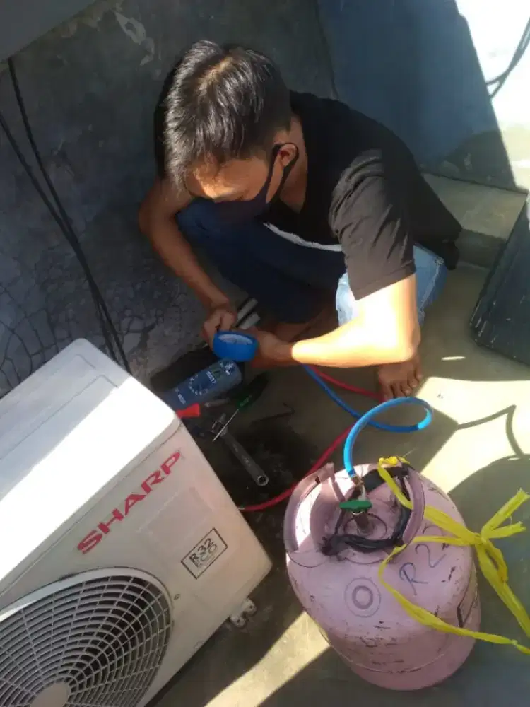 JASA CUCI AC/PERBAIKAN AC