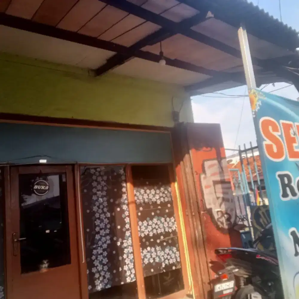 Loker in di panti pijit
