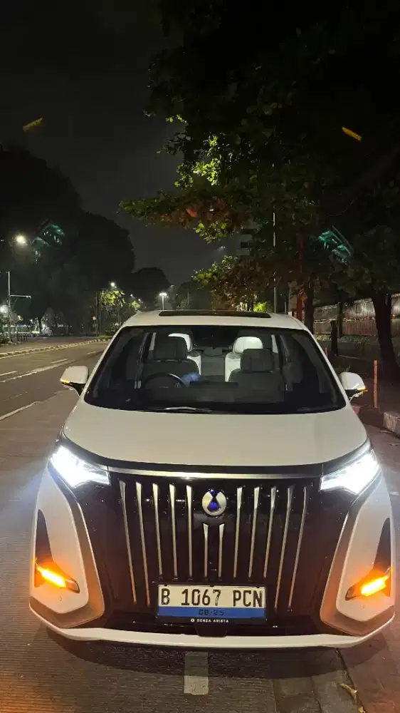 Ready sewa unit Denza D9 EV untuk berbagai keperluan