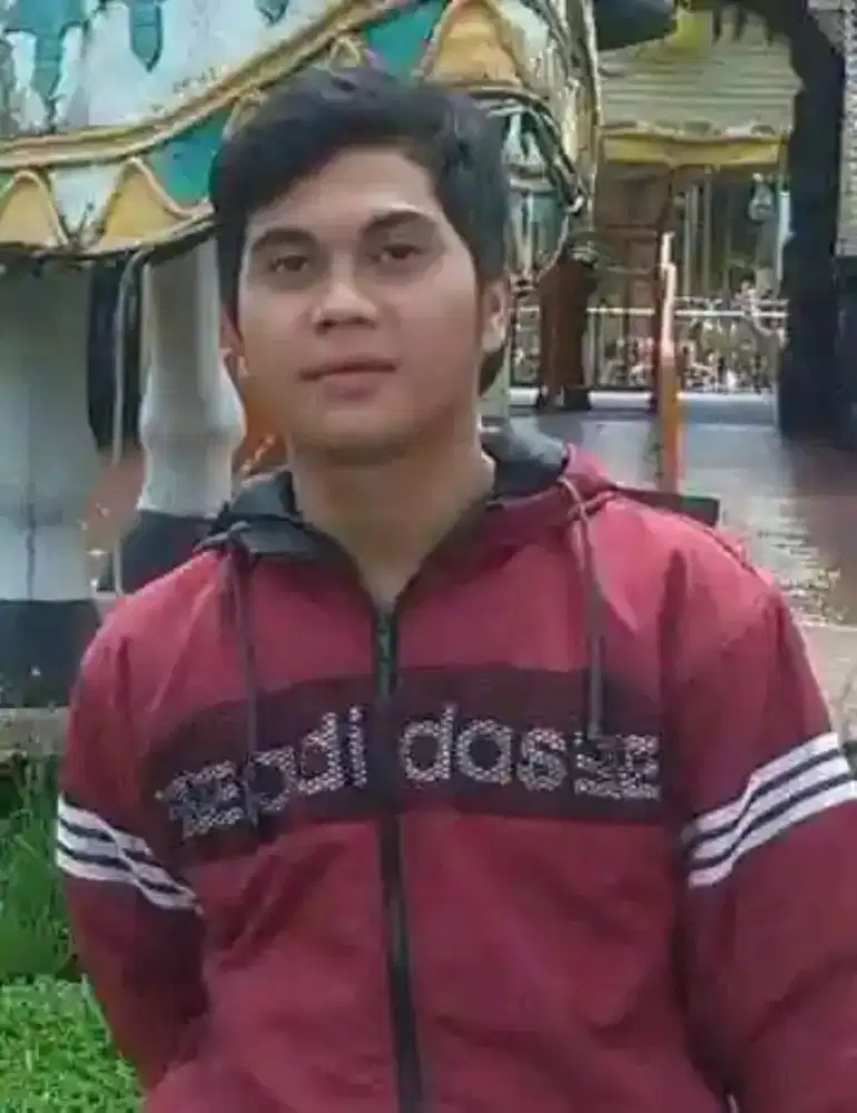 Menyari pekerjaa  apa ja yg penting halal