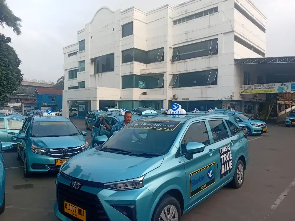 Lowongan driver bluebird pool halim