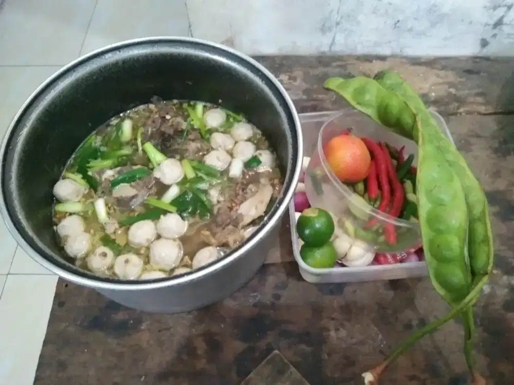 Mencari loker MBG