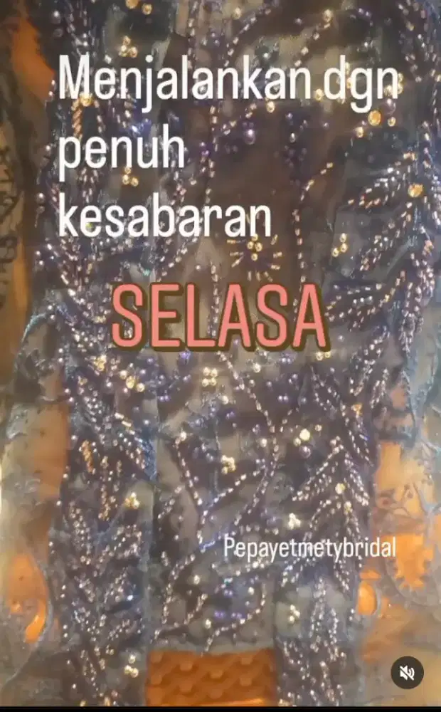 Cari pekerjaan pasang payet,brokat utk gaun,kebaya pengantin dll