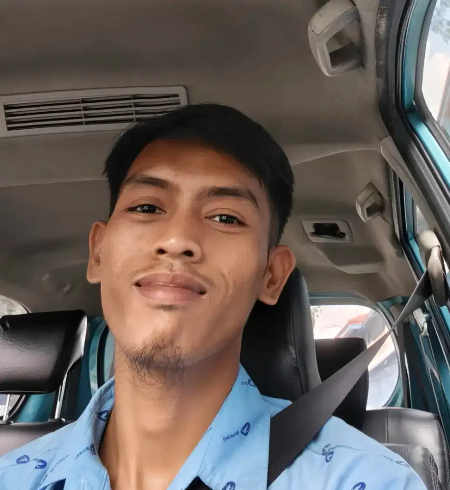 Mencari pekerjaan driver sim A