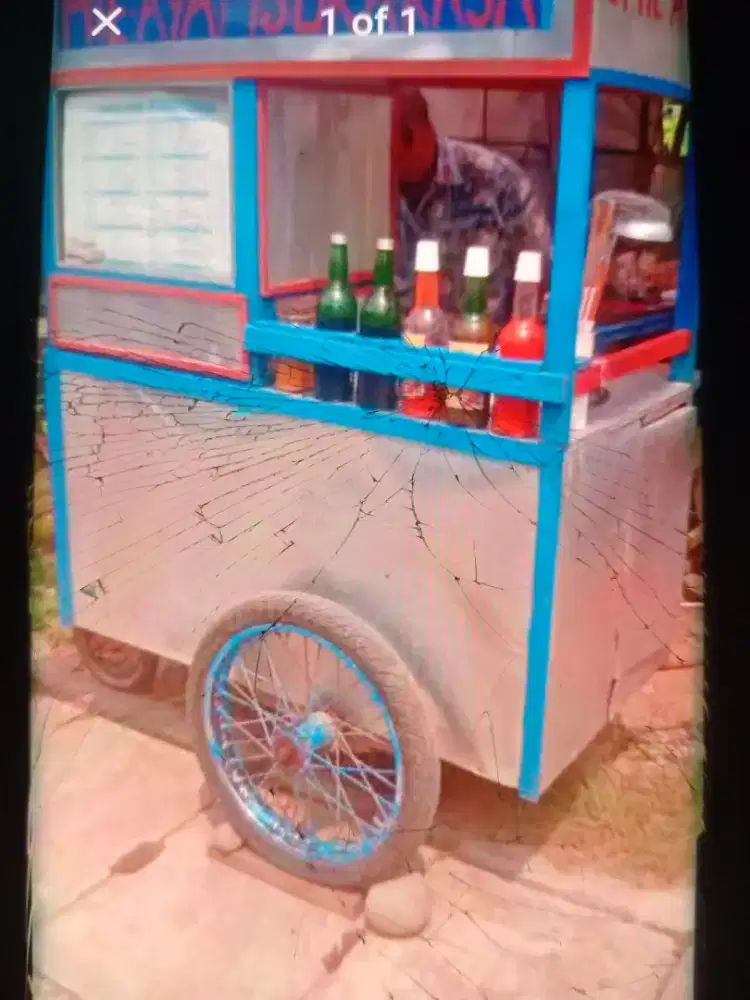 Tukang mie / bakmi ayam berpengalaman