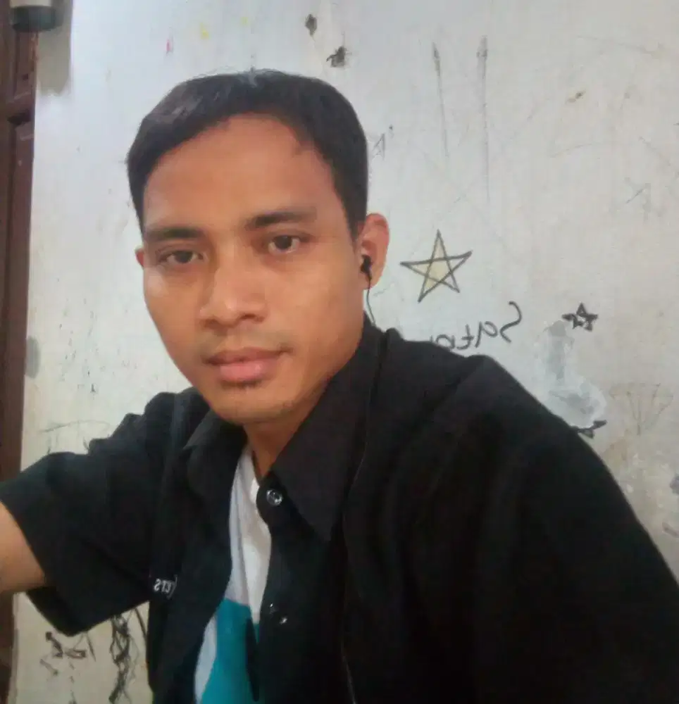 Sy sedang mencari pekerjaan