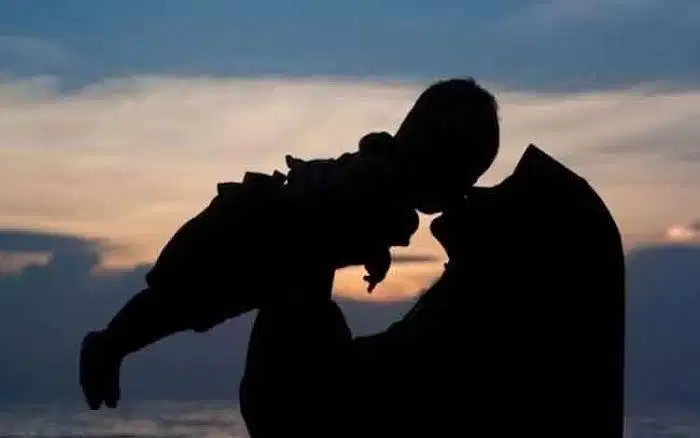 Dibutuhkan Asisten Rumah Tangga (diutamakan yang bisa merawat bayi)