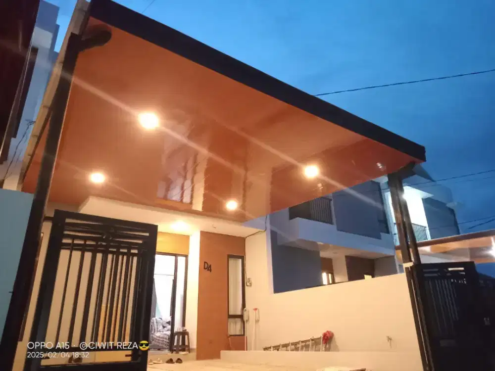 Pasang canopy baja ringan
