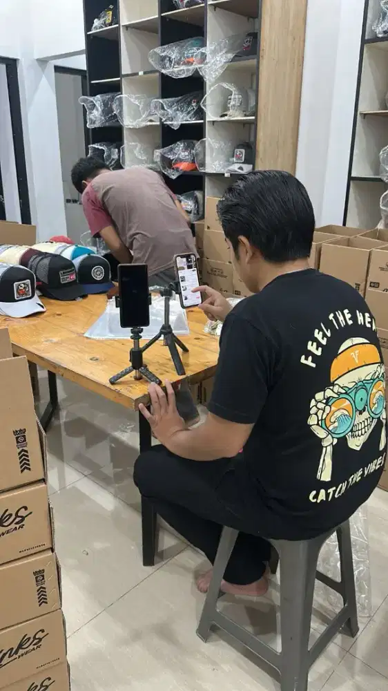 Lowongan buat host live