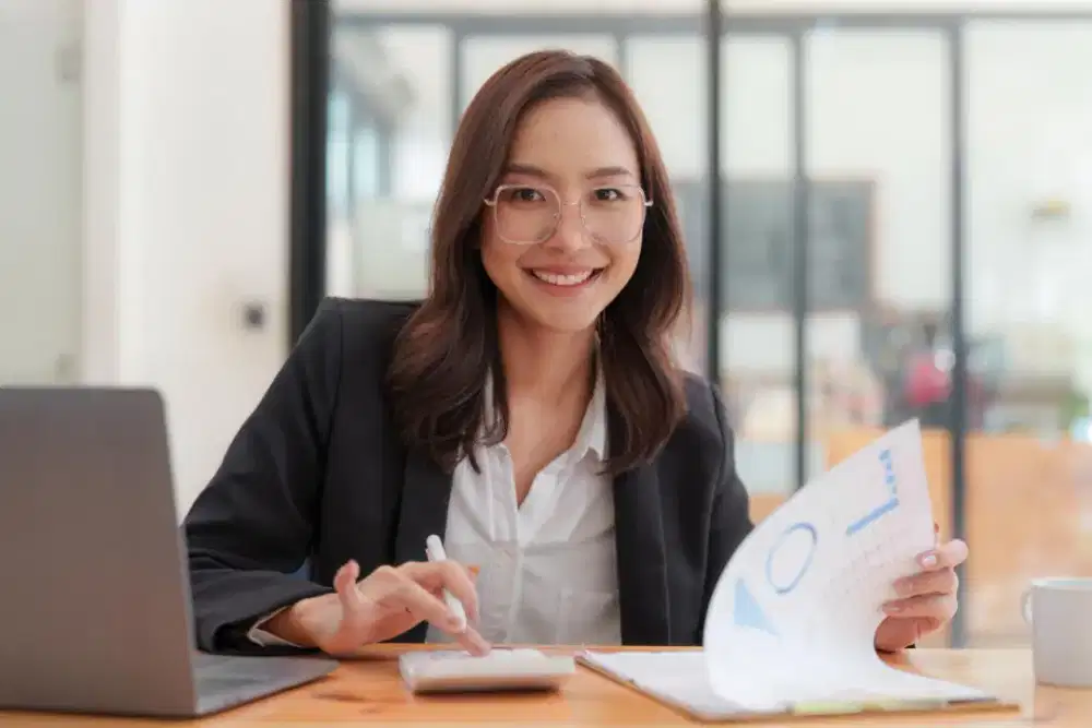 Dibutuhkan segera operator sekolah