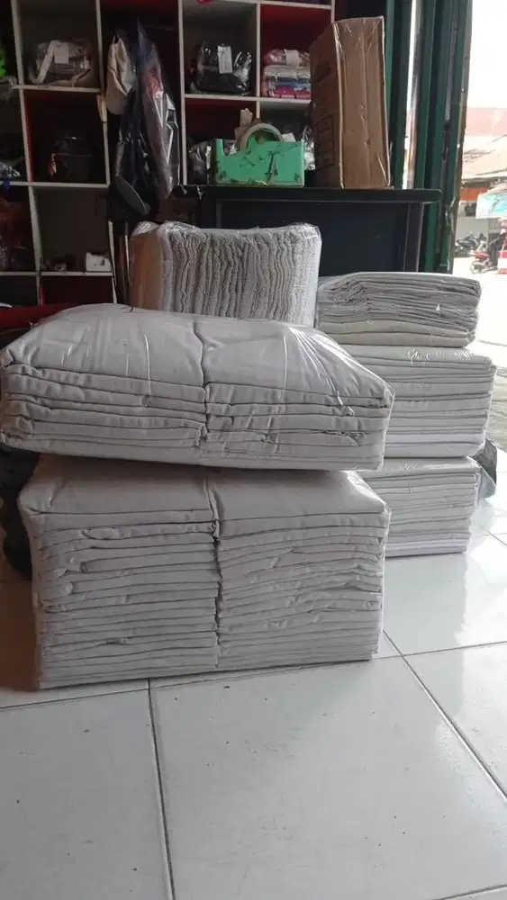 Di butuhkan kurir