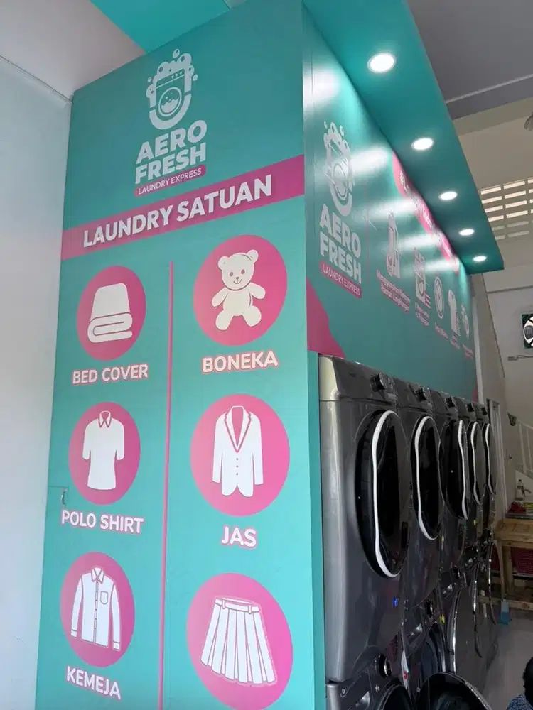 STAFF LAUNDRY CUCI SETRIKA