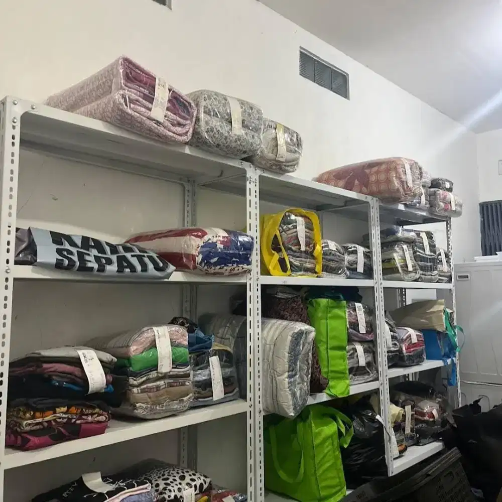 Laundry Bagian Setrika dan Packing