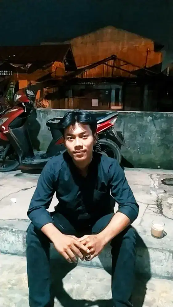 Cari kerjaan apa aja asal halal