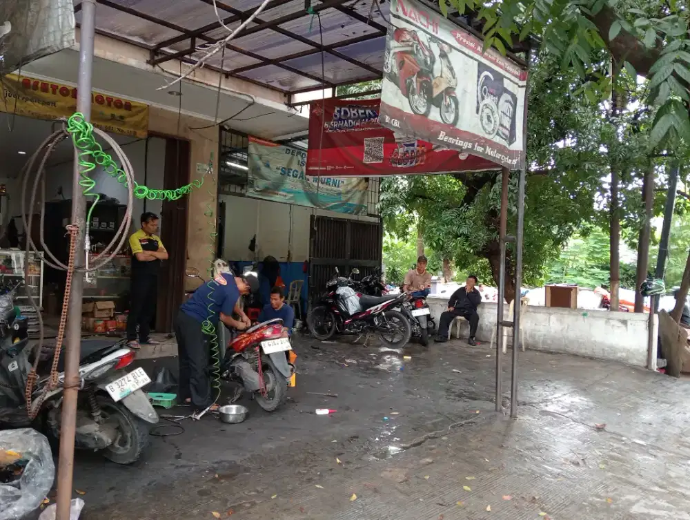 Lowongan montir bengkel motor