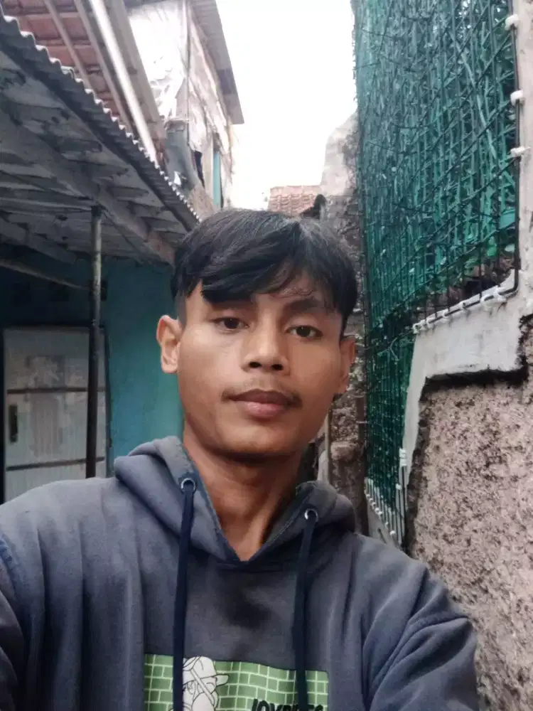 Cari pekerjaan yang ada mess